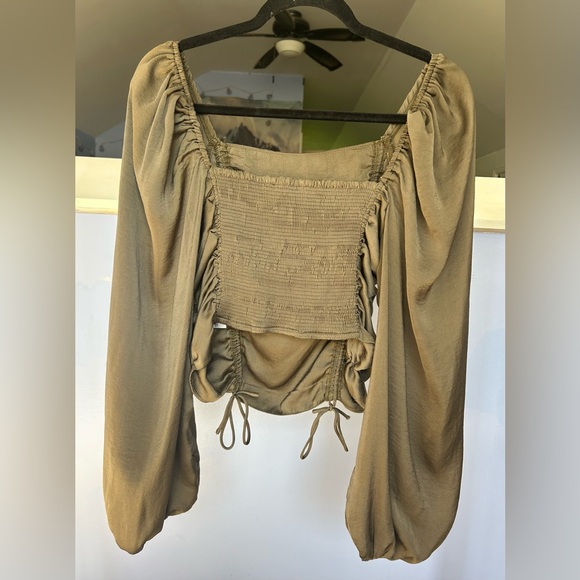 Mable Long Sleeve Milk Maid Top - Picture 6 of 11